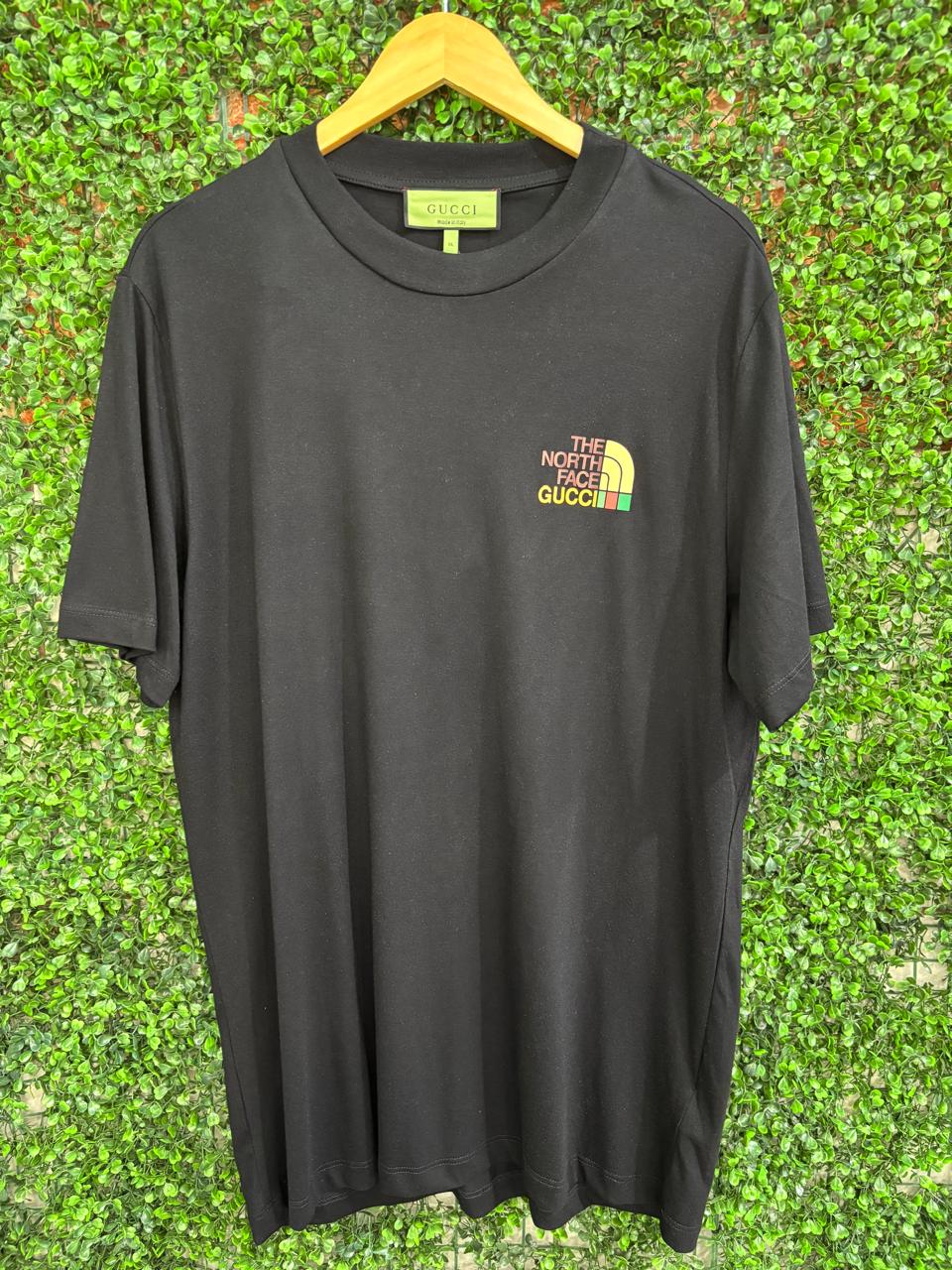Camiseta The North Face x Gucci Preta