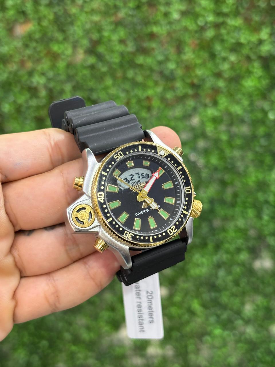 Relógio Citizen Aqualand Preto Dourado